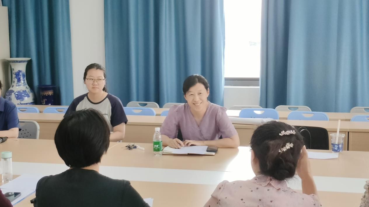 说明: 3ec15591c350c931bde4e7a451d342d 说明: 3ec15591c350c931bde4e7a451d342d